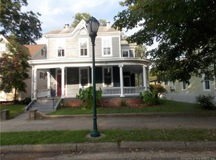 516 Main St, West Point, VA 23181