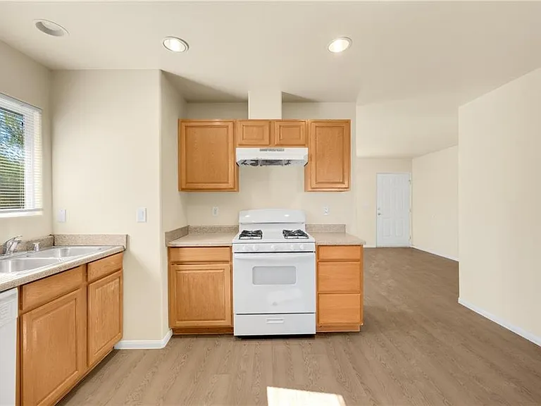 6673 Split Rock Ave #A — Photo 4