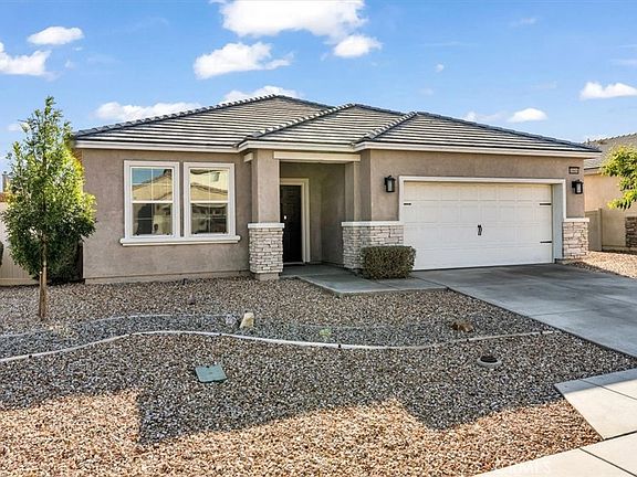 3rd image of 16604 Desert Lily St