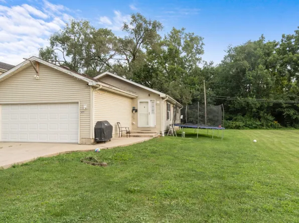 1220 Woodruff Rd, Joliet, IL 60432
