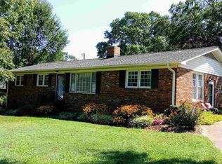 222 Crawford Cir, Spartanburg, SC 29301