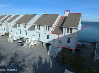 389 Bay Shore Dr APT 12, Barnegat, NJ 08005