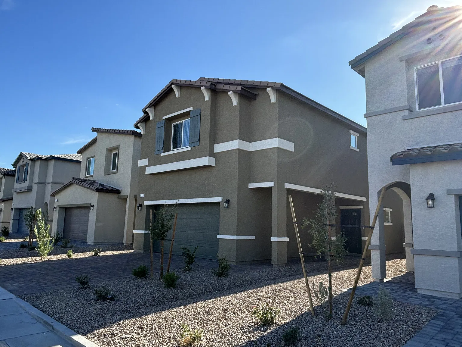 LV 9927 Cobalt Cliffs Street - 1 — Photo 3