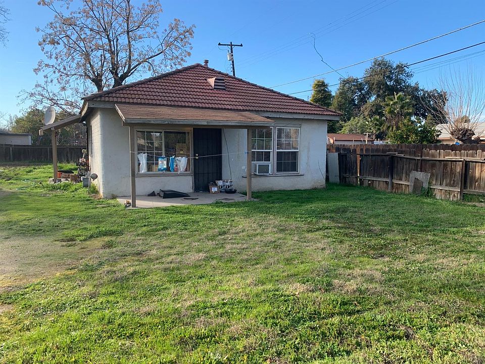 1st image of 4995 E Illinois Ave