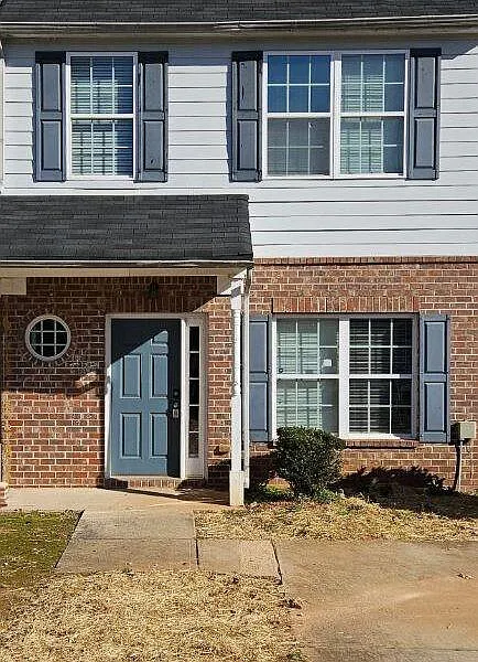 325 Brookview Dr