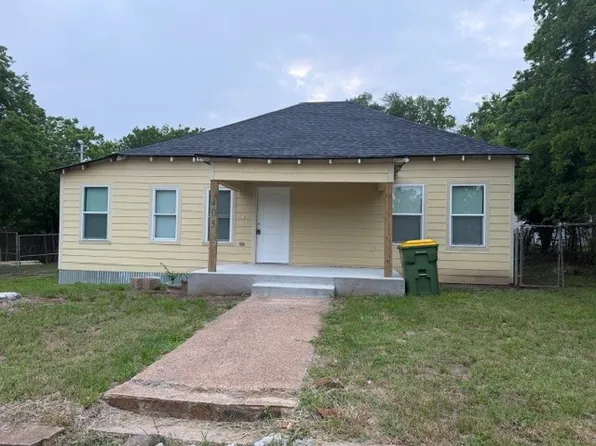 405 E Evans St, Hearne, TX 77859