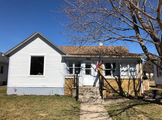 314 4th St W, Williston, ND 58801