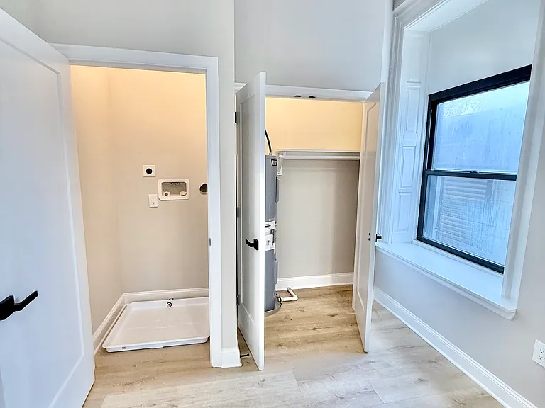 1032 N 48th St #D-1A — Photo 9