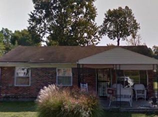 368 Blossom Rd, Louisville, KY 40229