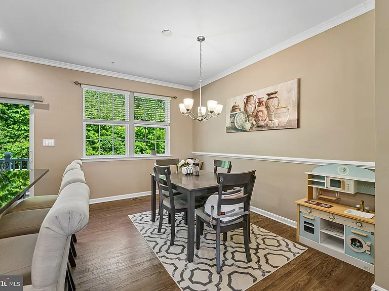 5733 Nicken Ct — Photo 7