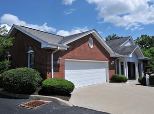 12 Thomas Pointe Dr, Fort Thomas, KY 41075