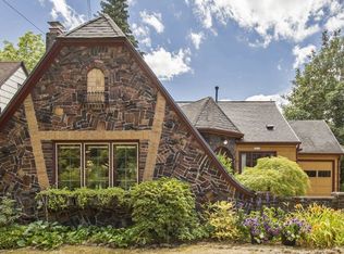 4030 NE Wistaria Dr, Portland, OR 97212