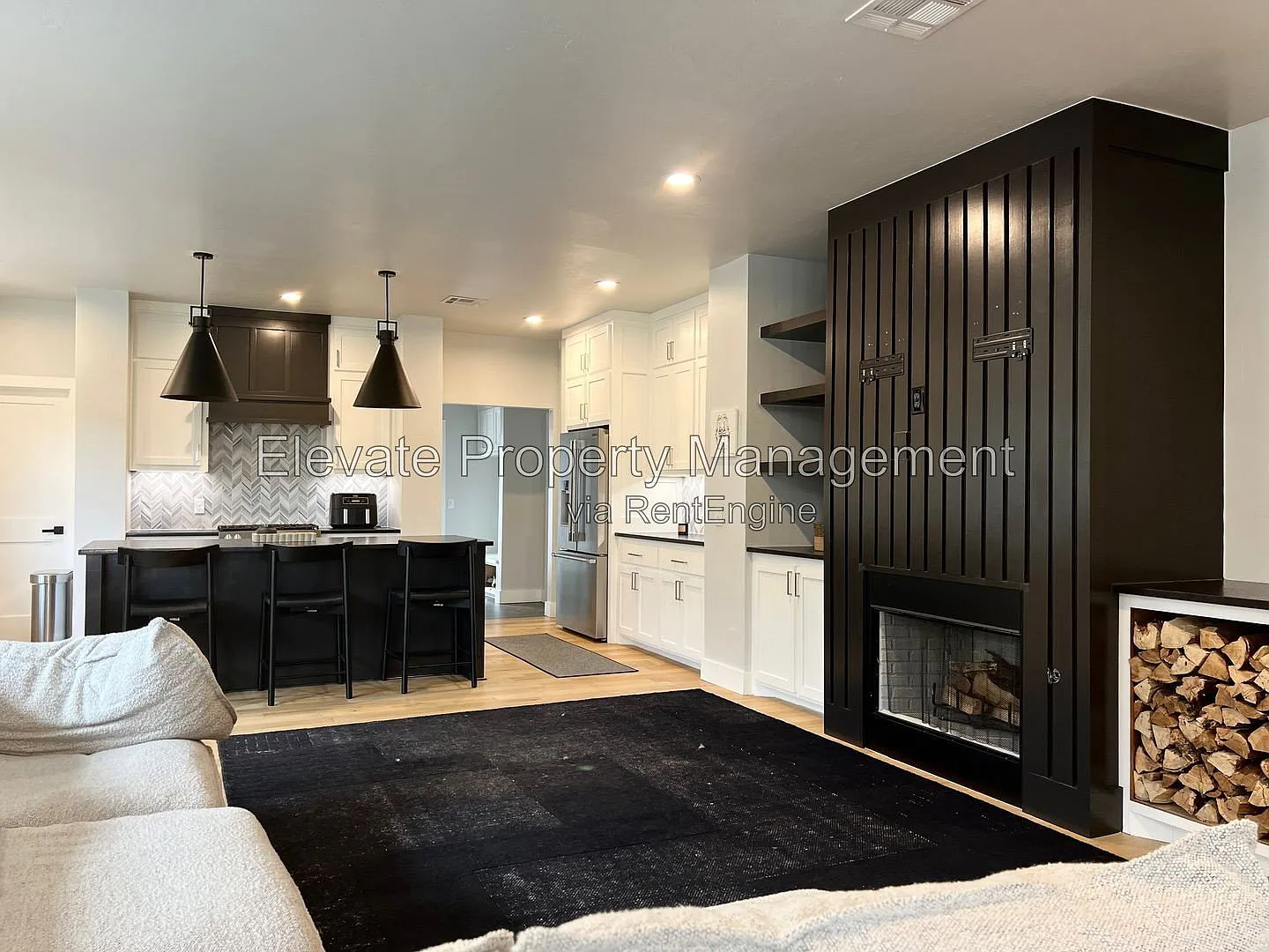3 bed, 2.5 bath, 2003 sqft, $4,395 — Photo 4