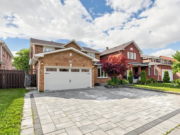 967 White Clover Way, Mississauga, ON L5V 1E7