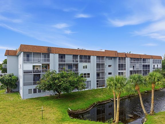 2nd image of 6289 Lear Dr APT 206