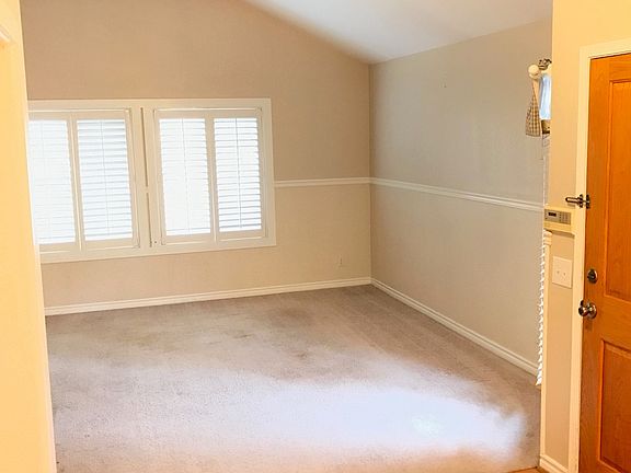 4th image of 39505 Calle San Clemente