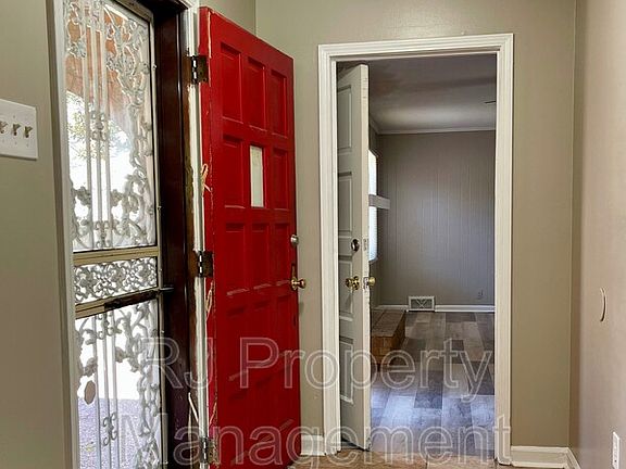 5th image of 5368 Scottsdale Ave