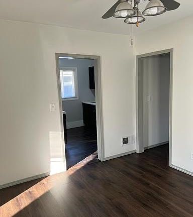 4th image of 243 Crestwood Ave