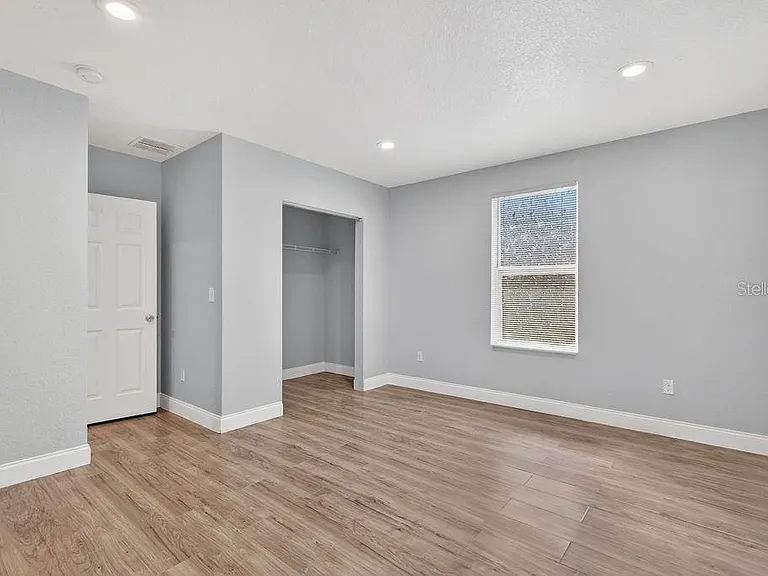 722 22nd St — Photo 12