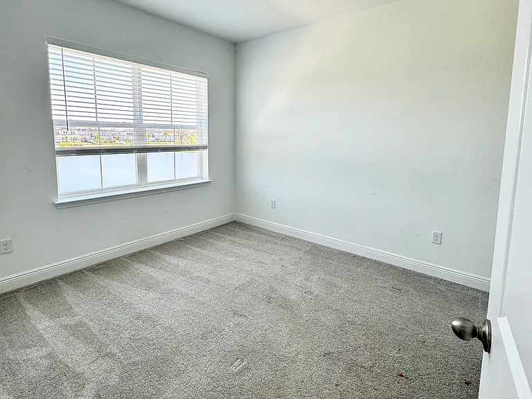 2990 Scout St — Photo 24