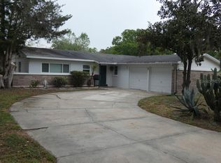 901 Shadow Dr, Lakeland, FL 33809