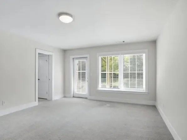 2160 Railyard Ave, Grayson, GA 30017