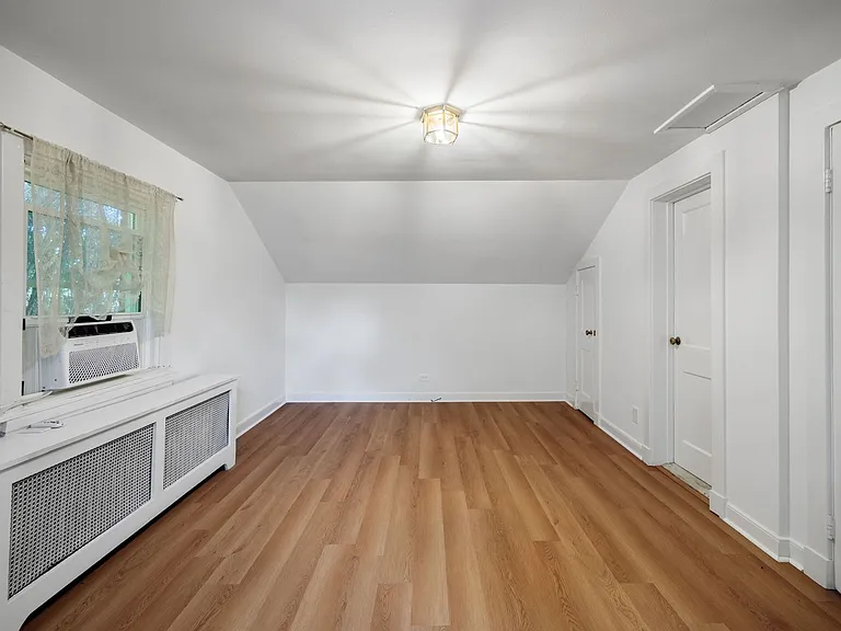 3503 Seminary Ave — Photo 16