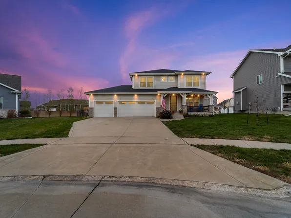 324 Summit Cir NW, Bondurant, IA 50035