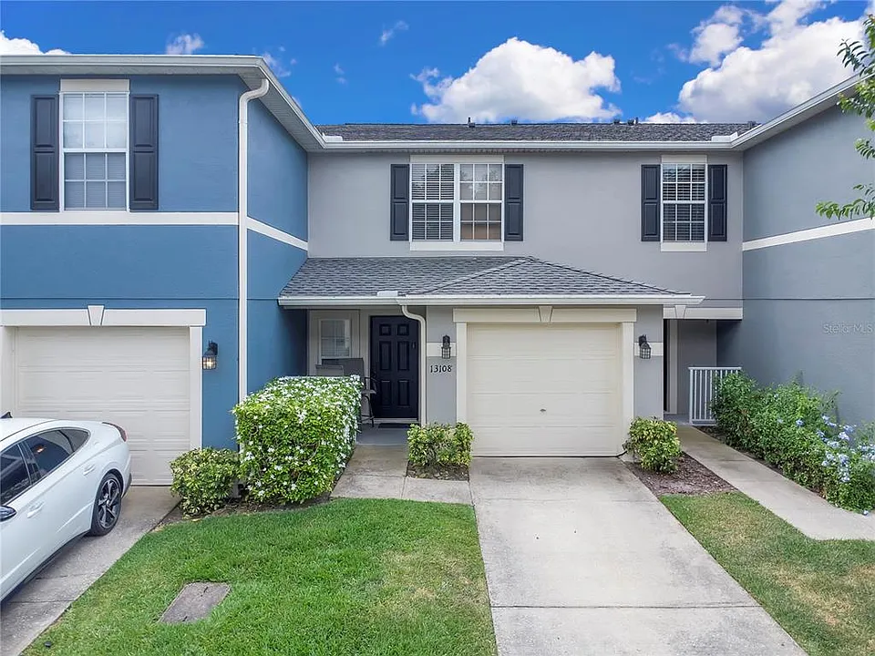 13108 Lexington Summit St
