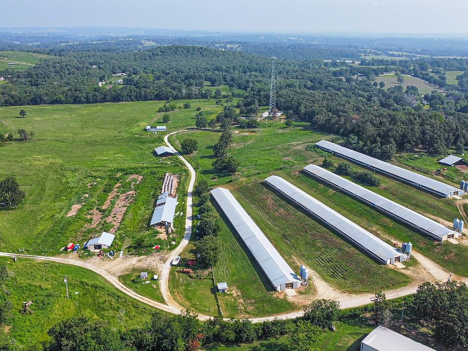 C8EE5BAA-B17A-491E-84A2-D65AC8D1F892