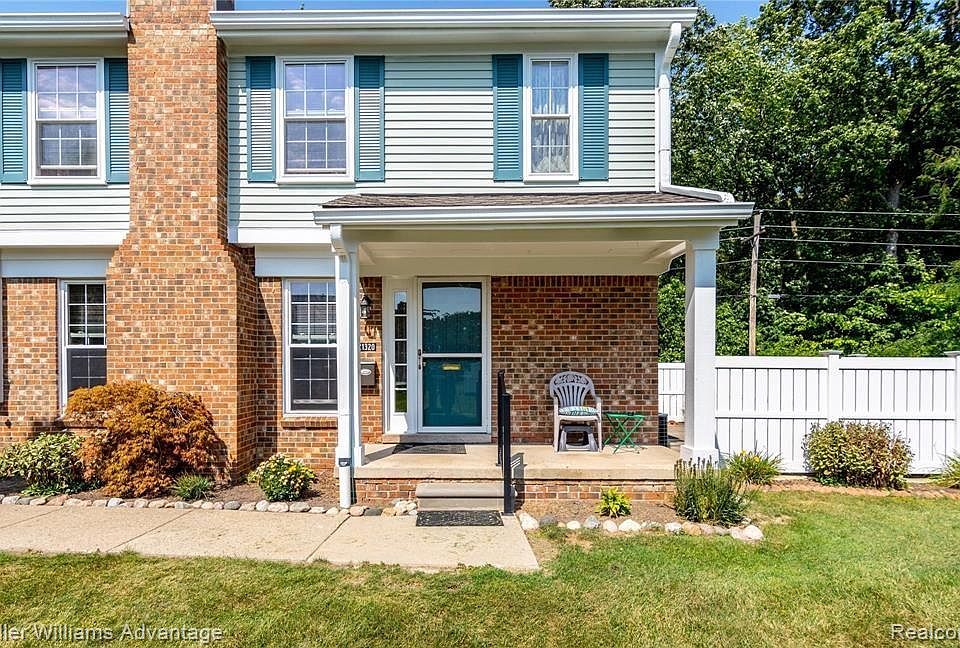1st image of 21320 E Glen Haven Cir