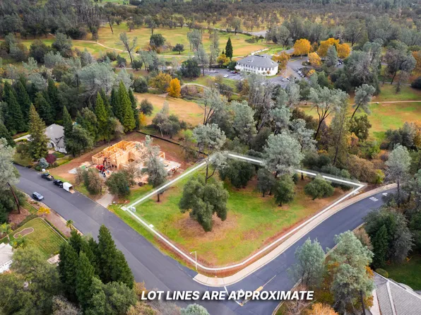 13315 Tierra Heights Rd, Redding, CA 96003