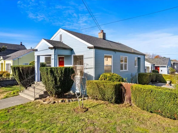 302 W Hawthorne St, Eureka, CA 95501