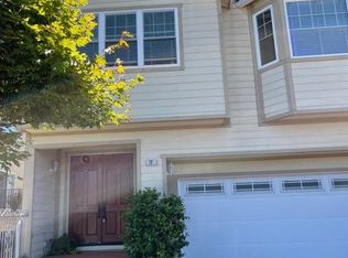 18 Escuela Dr, Daly City, CA 94015