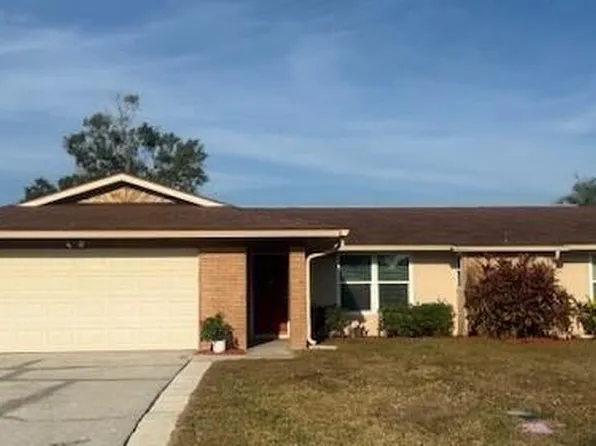 440 Lakeview Dr, Oldsmar, FL 34677