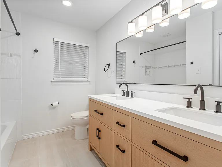 6737 Lakefair Cir — Photo 12