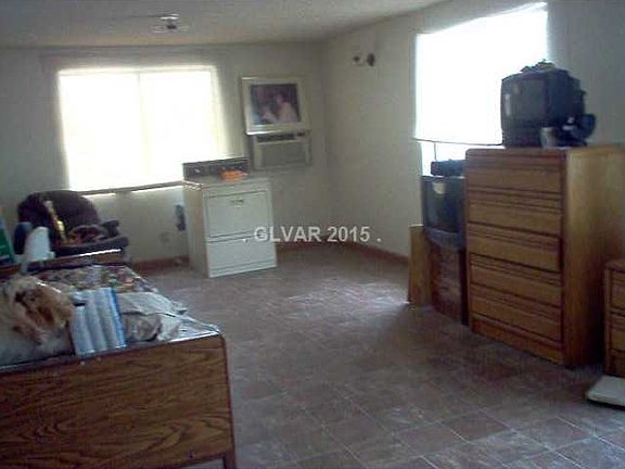 4th image of 1595 La Jolla Ave