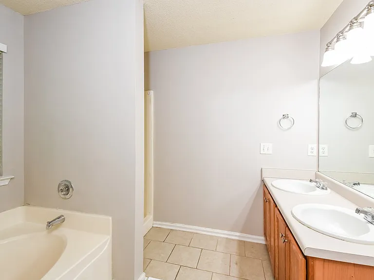 221 Martins Ct — Photo 11