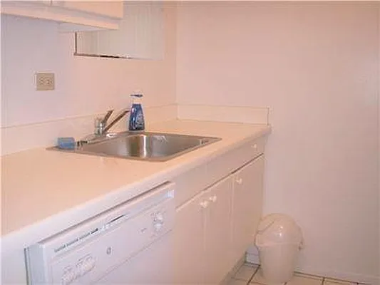 Rented by Furumoto Realty of New York City Inc | media 18
