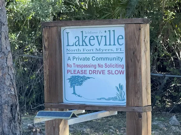 2367 Deerfield Ln Lot 14, North Fort Myers, FL 33917