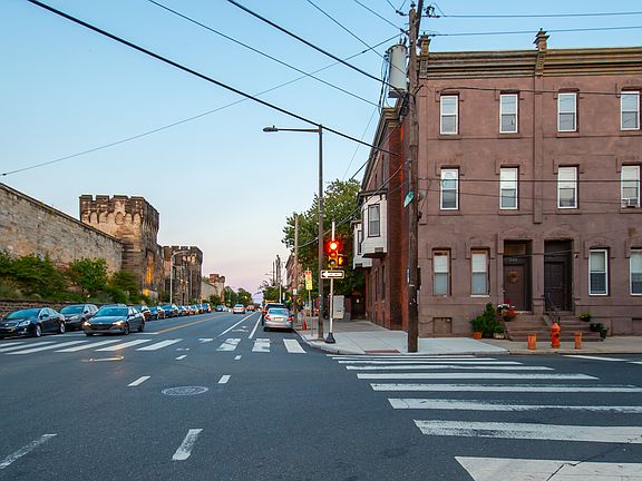 2nd image of 659 N 22nd St #3