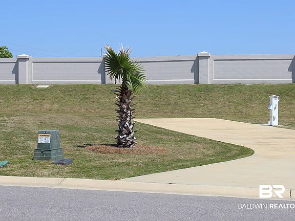3rd image of 12277 Gateway Dr