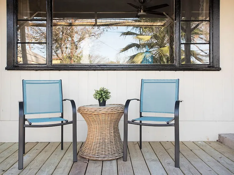 Not pictured, canopy over the front porch.