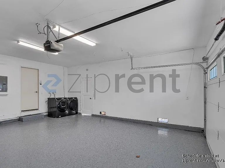 166 Madelia Pl — Photo 23
