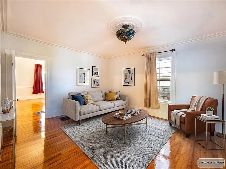12 Adella Pl — Photo 8