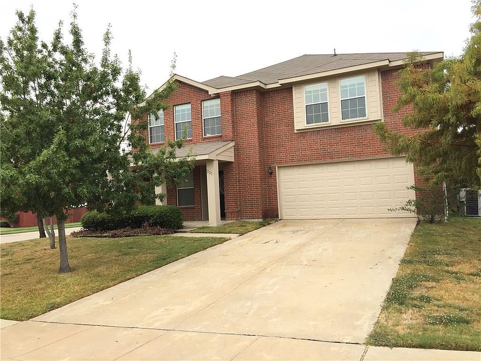 1st image of 221 Equestrian Dr