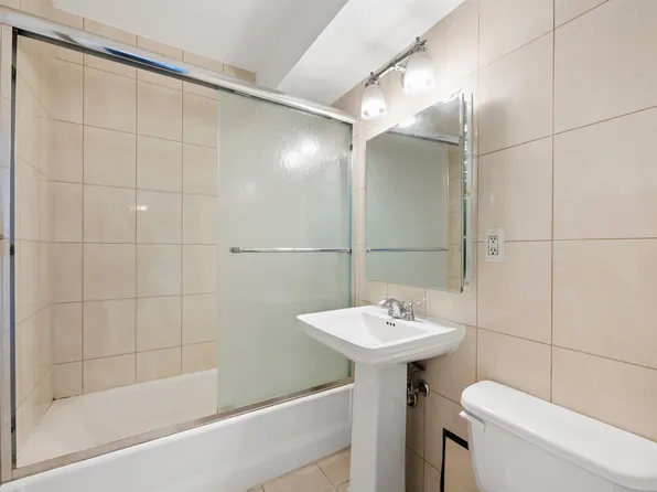 500 Central Avenue image 14 of 32