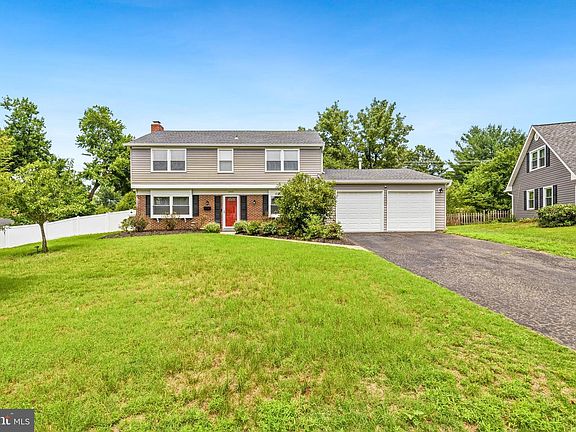3rd image of 3309 Moreland Pl