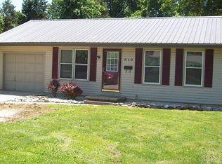 910 E Cherokee St, Springfield, MO 65807