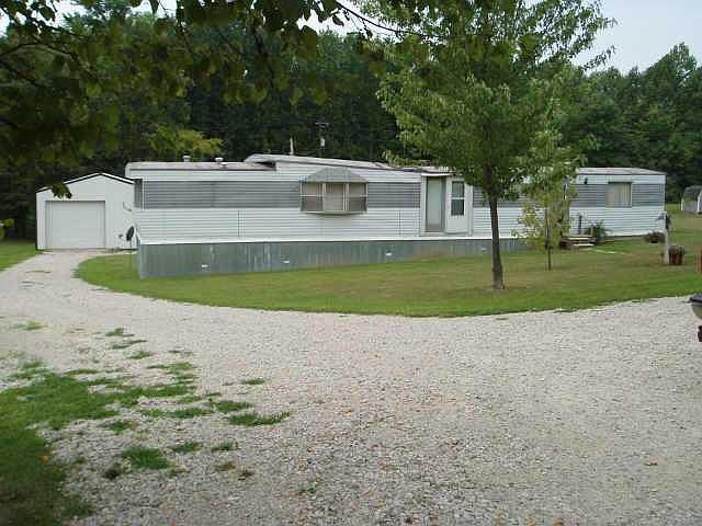 1st image of 446 N County Road 300 W
